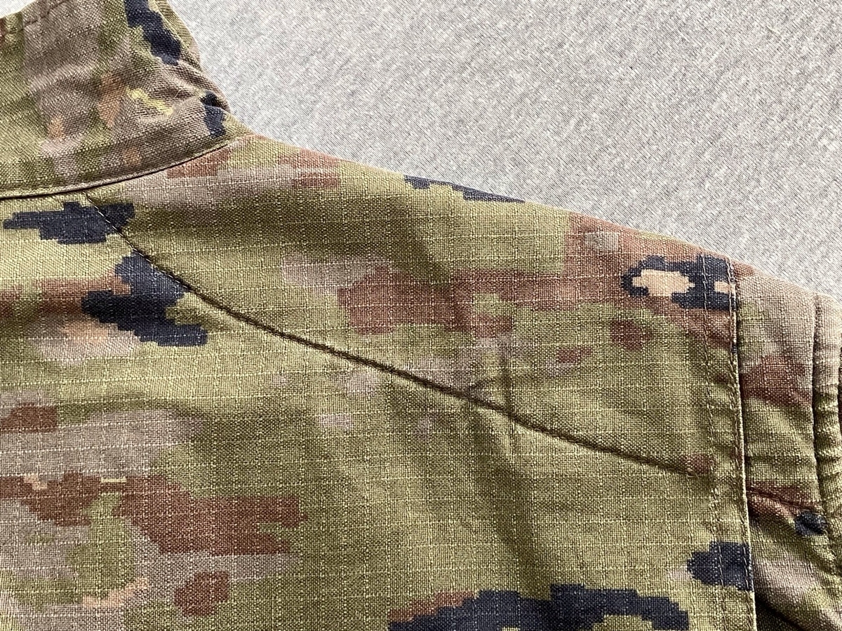 2010年代スペイン陸軍迷彩ユニフォーム（デジタルマルチカム）中古良品〜中古極上品