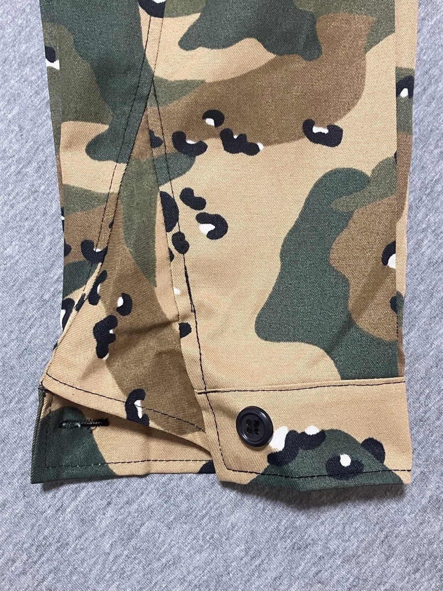 1990年代カザフスタン陸軍迷彩ユニフォーム（グリーンチョコチップ）モデル品デッドストック