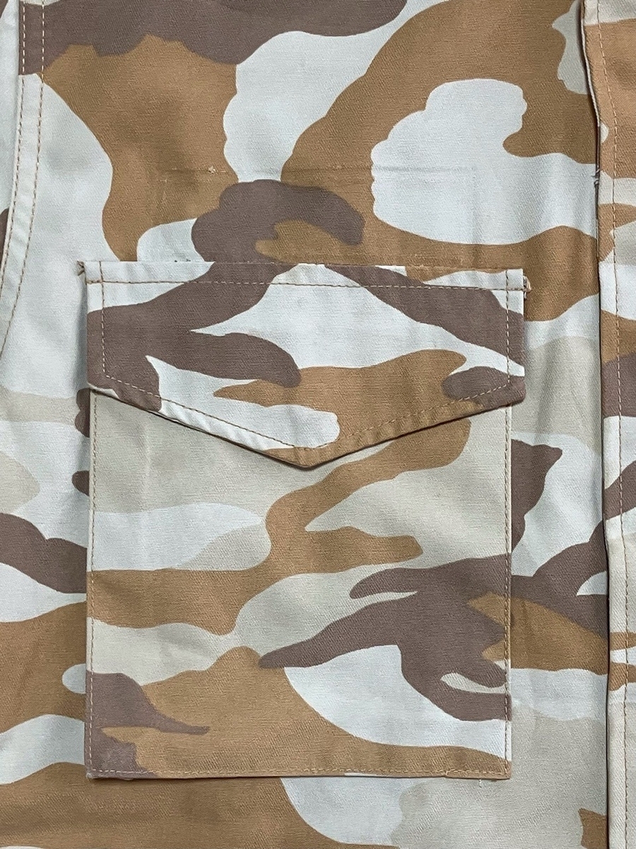1990年代韓国軍砂漠用迷彩フィールドジャケット（パッチパッチ、タグなしモデル）中古極上品