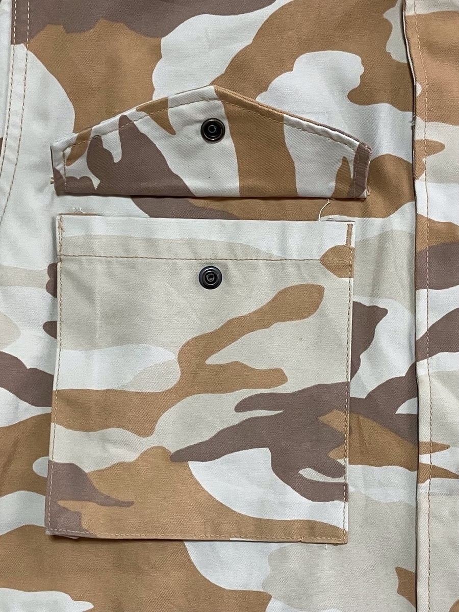 1990年代韓国軍砂漠用迷彩フィールドジャケット（パッチパッチ、タグなしモデル）中古極上品