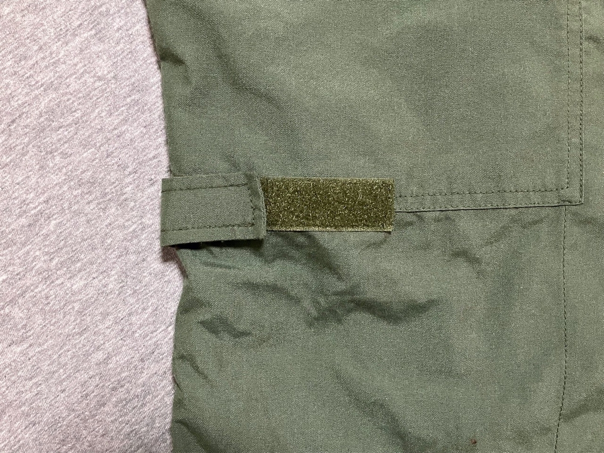 2010年代イギリス空軍エアクルーカバーオール（パイロットスーツスーツ・セージグリーン）デッドストック