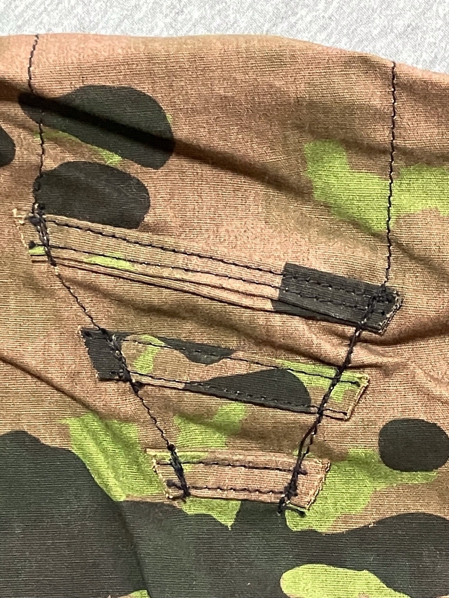 1940年代ドイツ武装親衛隊リバーシブル迷彩スモック（裁断ミスタイプ・アメリカ製モデル品・官給品に準じた細部再現・おまけ付き）