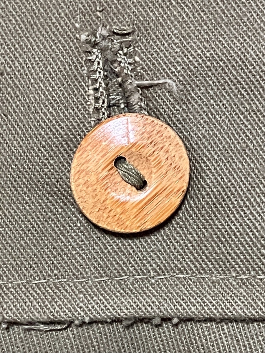 1940年代旧日本軍戦車兵用整備服(カーキ・カバーオール)デッドストック欠品あり