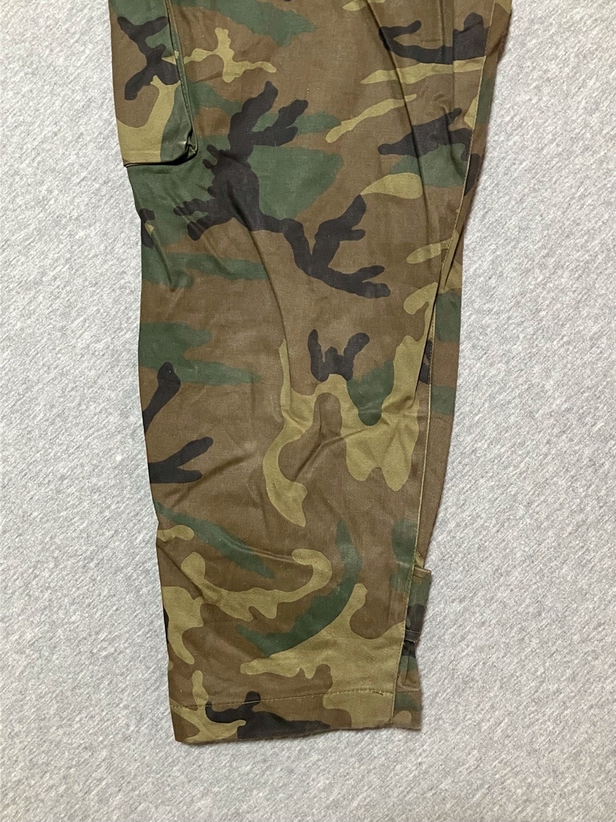 1990年代スペイン陸軍迷彩フィールドジャケット（リーフパターン・ゴアテックス？）中古上品
