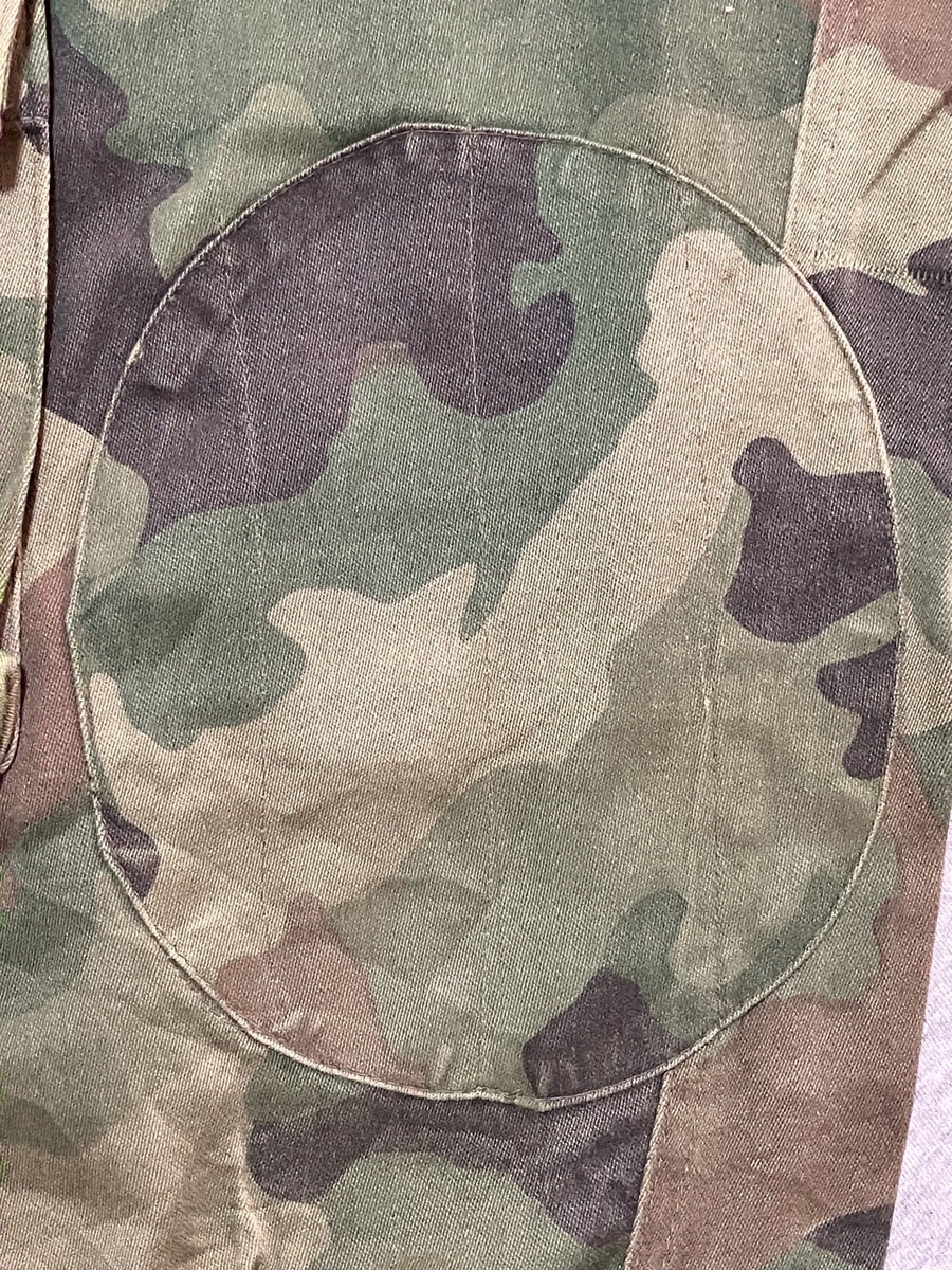 独特の迷彩です！【セルビアの軍服】陸軍M93迷彩フィールドジャケット