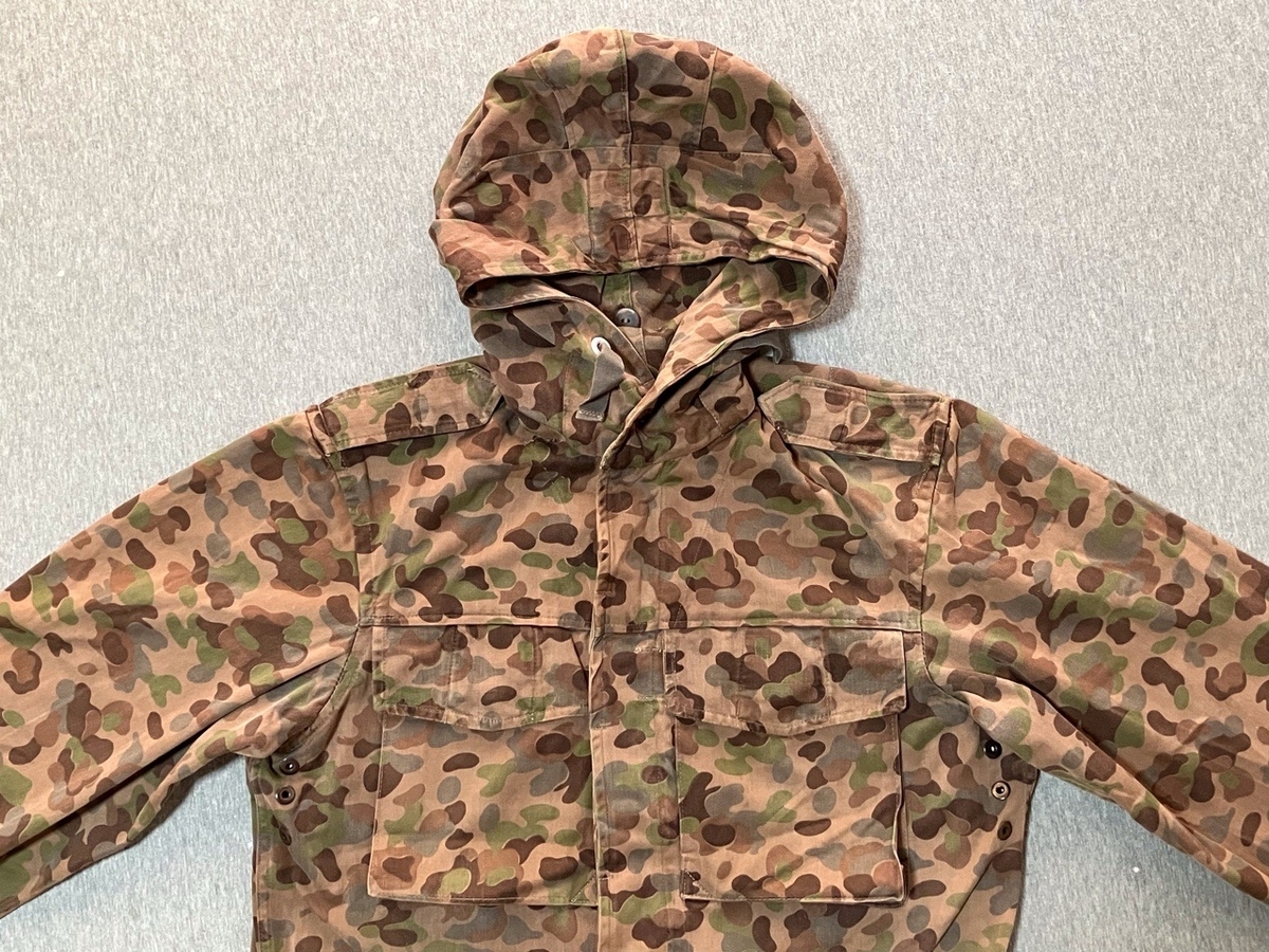 コートタイプです！【オーストリアの軍服】陸軍迷彩パーカ（フィールド