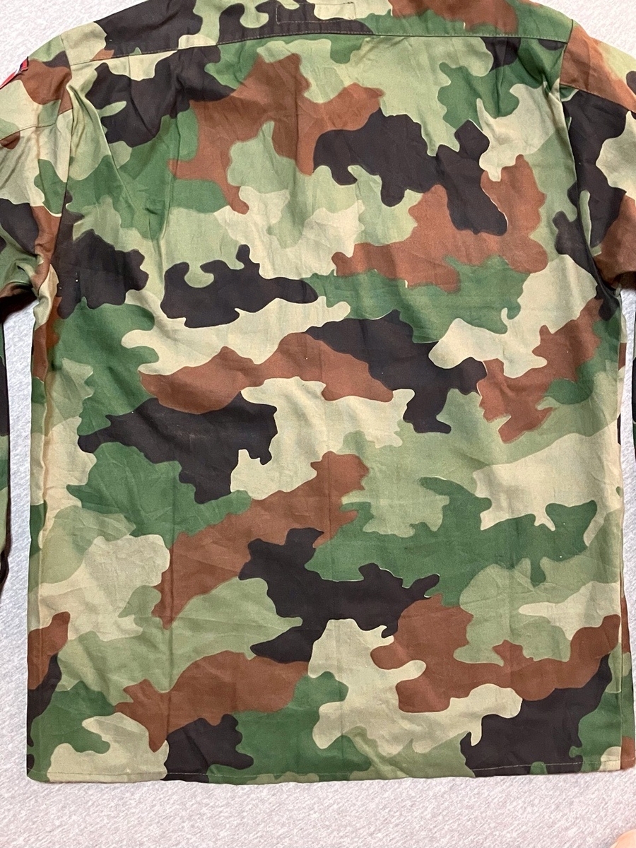 コントラストの強い迷彩です！【セルビアの軍服】陸軍M85迷彩シャツ