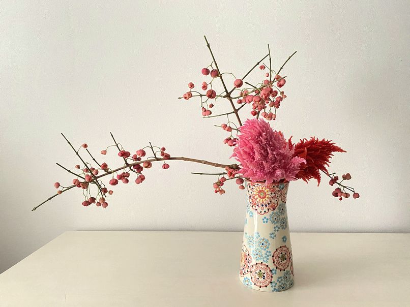 実がはじけるとさらに可愛いマユミ Ecoな花活け生活
