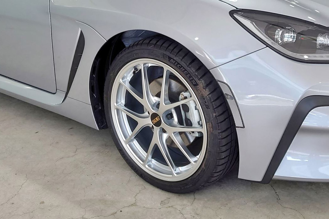 愛車 ZN8 GR86 RZのカスタム - 日々淡々と