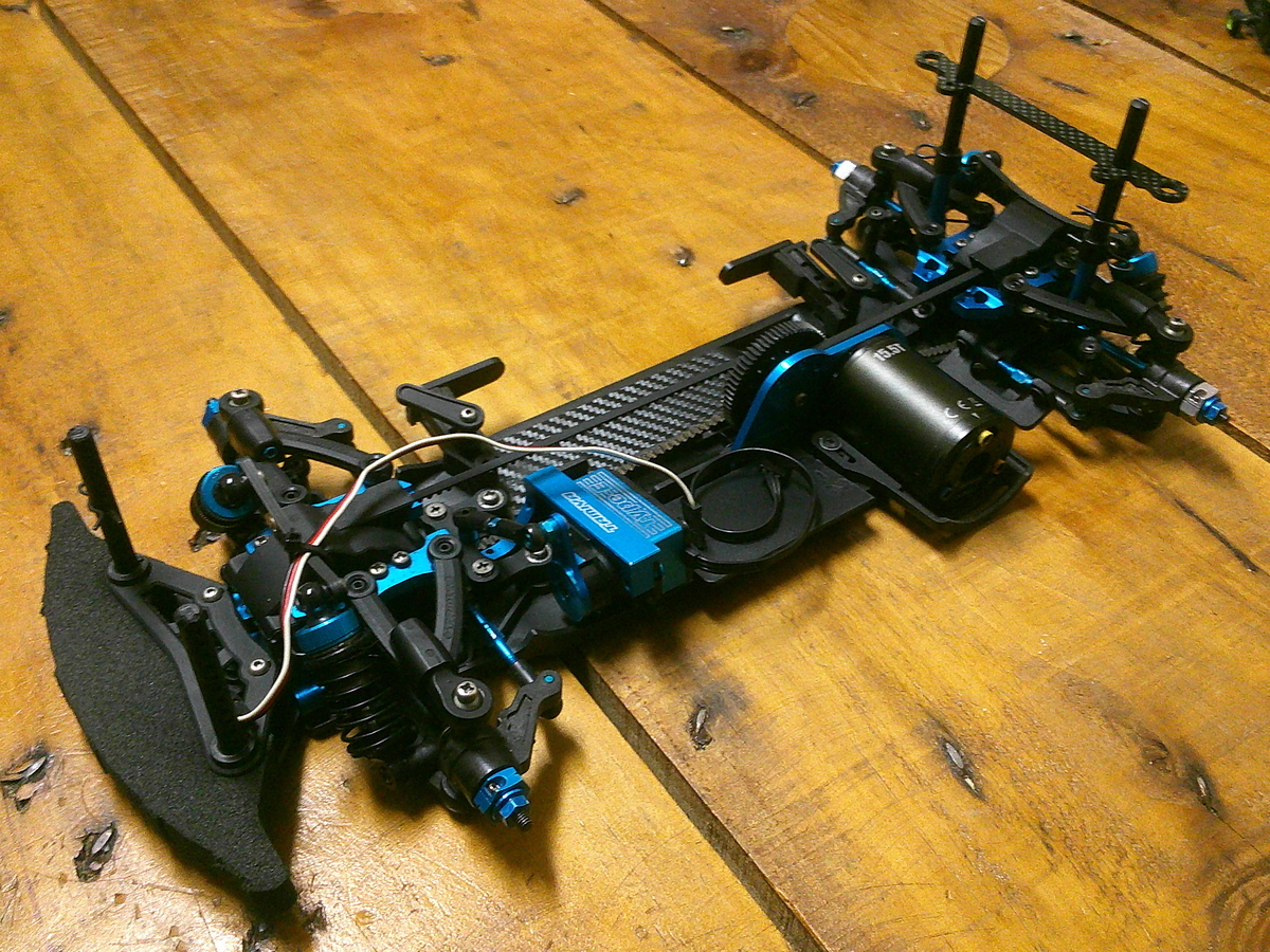 タミヤ TA08 再稼働に向けて。 その① - （兎）模型技術部