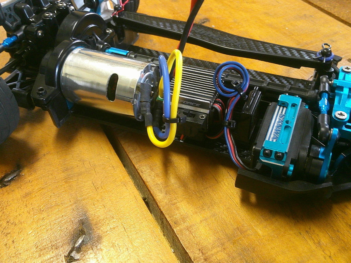 タミヤTT-02シャーシ 540モーター付き タミヤTT-02シャーシ 540モーター付き タミヤTT-02シャーシ 540