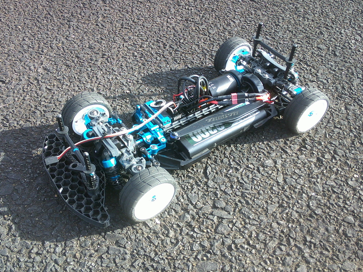 タミヤ TT-02 レースに向けてテスト走行 その② - （兎）模型技術部