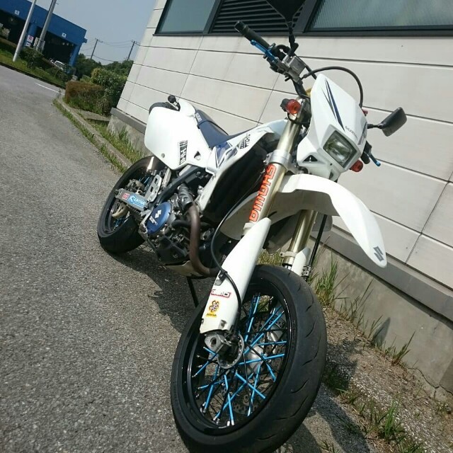実動車取外し】DR-Z400SM（2009）ヘッドライトカウル SUZUKI