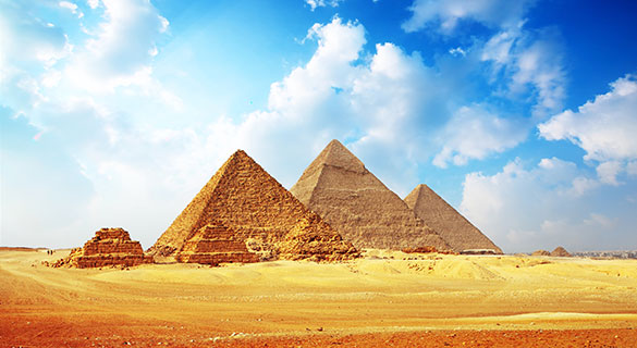 Giza pyramids complex one of the most beautiful places around the world f:id:alimotamed:20170921233320j:plain