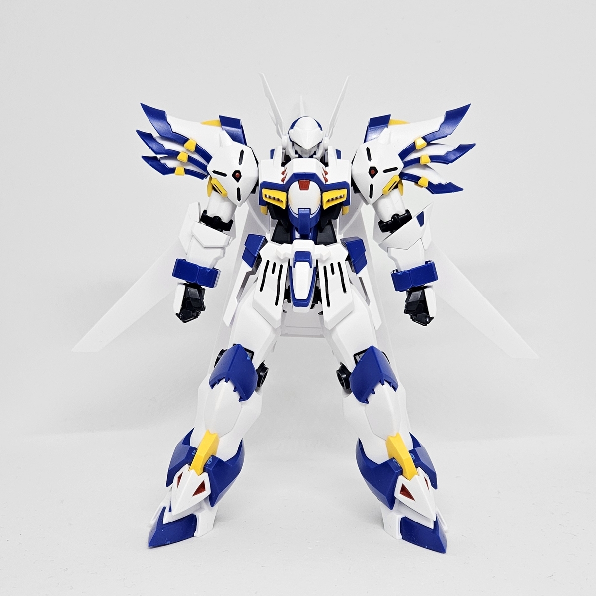 HG ゲシュペンスト・ヴァイスリッター HG ヴァイスリッター│株式会社BANDAI SPIRITS（バンダイ