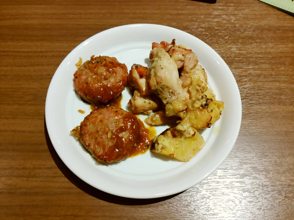グランブッフェ 和洋折衷メニュー豊富なバイキングが楽しめます Grand Buffet 全マシニキは今日も全マシ