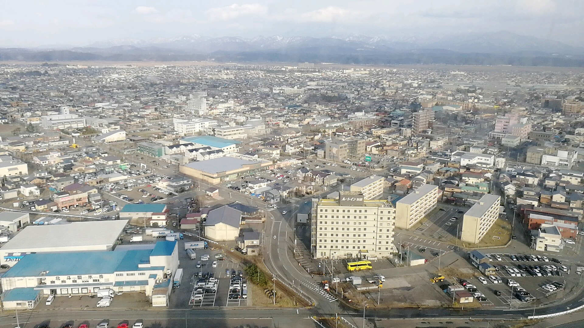 セリオン展望台から見渡す秋田市の様子１