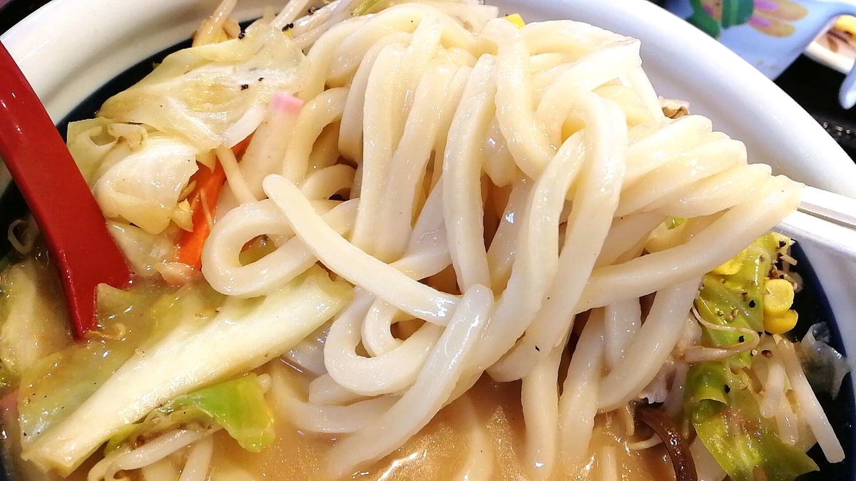 丸亀製麺の得盛りの麺量はなかなかのボリューム！