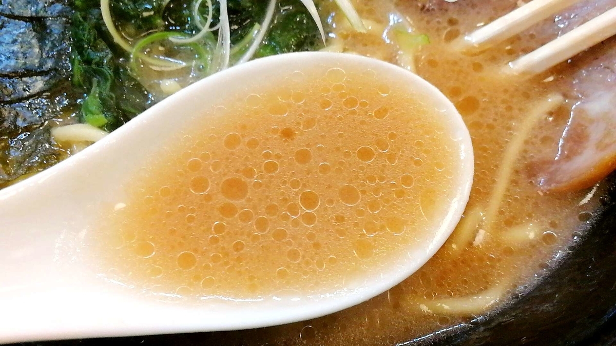 こってり番長は正真正銘の家系ラーメンが味わえます！