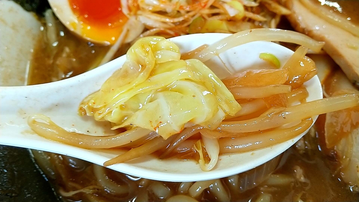 大仙市「しな竹」の味噌ラーメンは炒め野菜の入った札幌系！