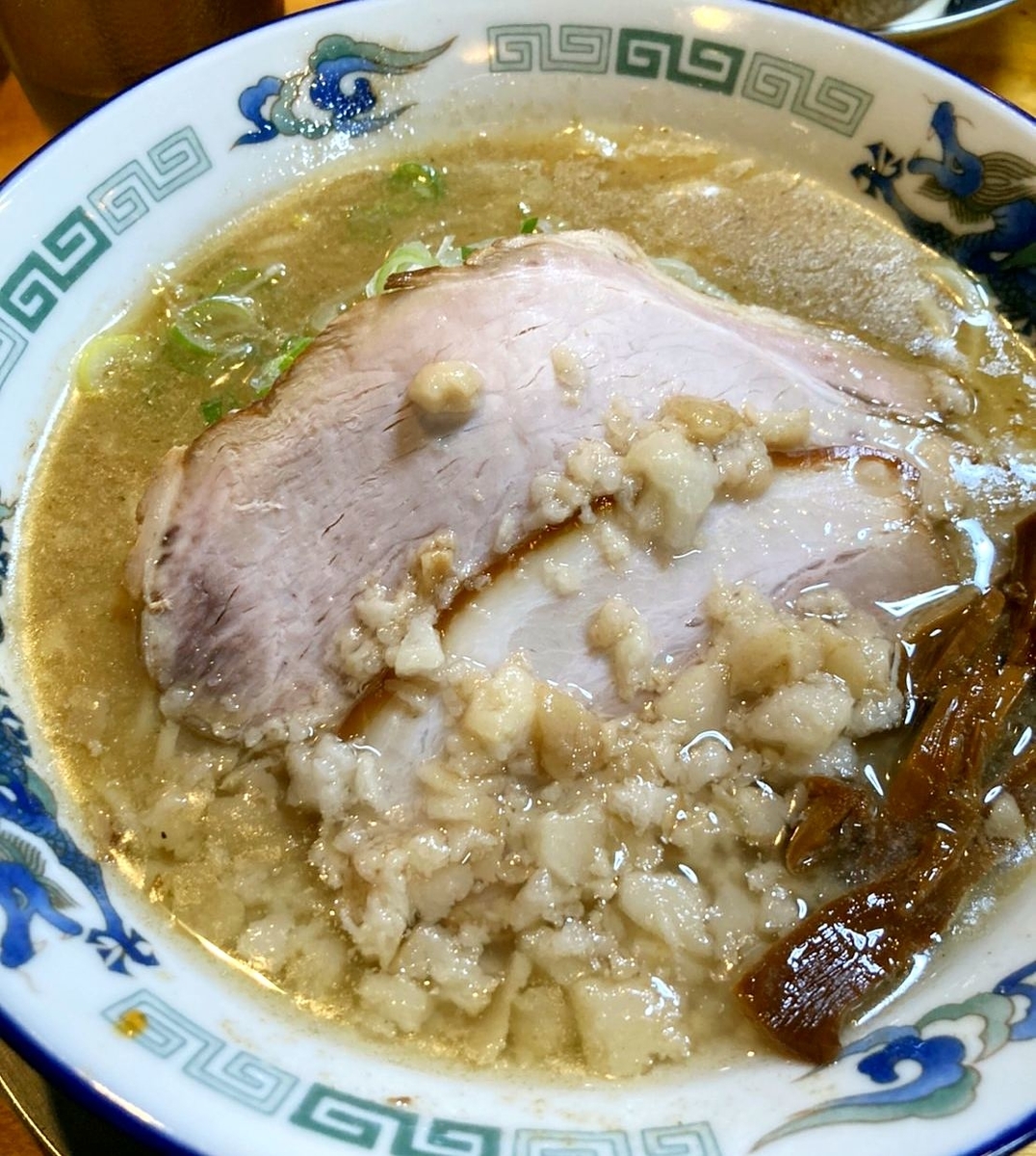 長尾中華そば「こく煮干」の背脂増し