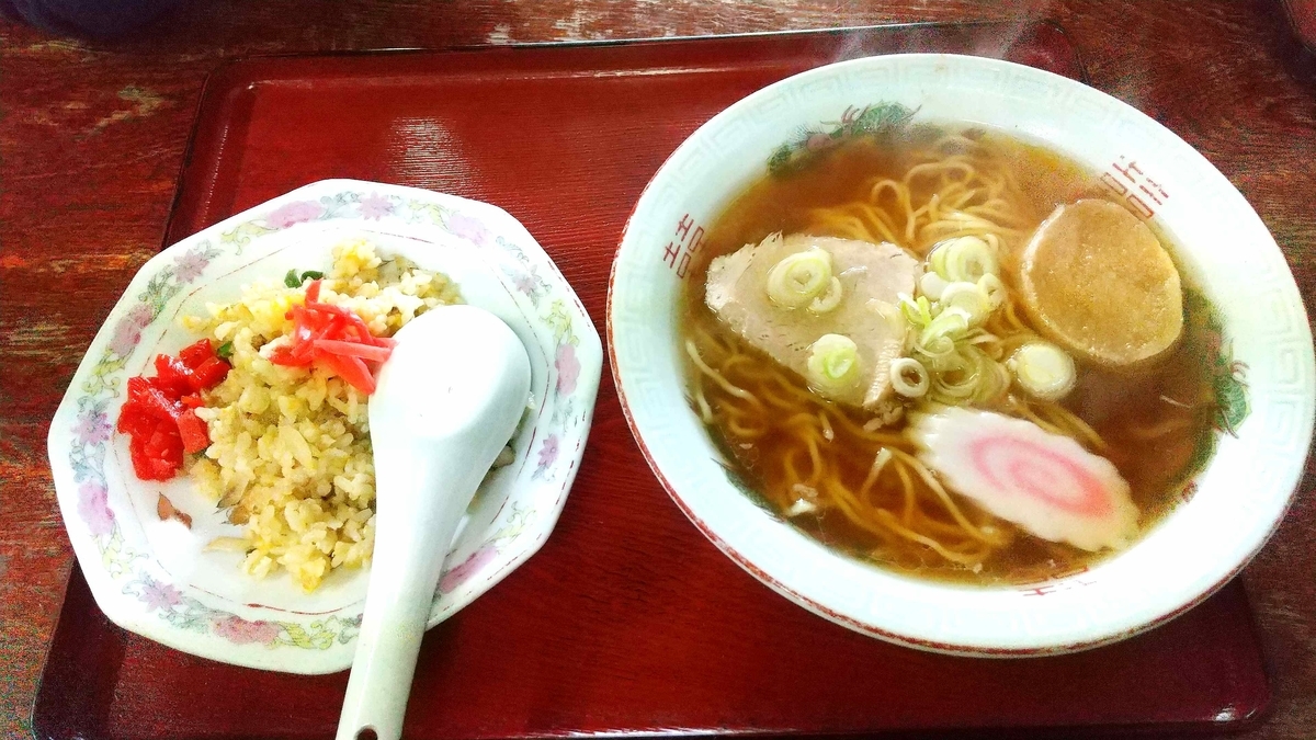 大仙市の食堂「味よし」の半チャンラーメン！