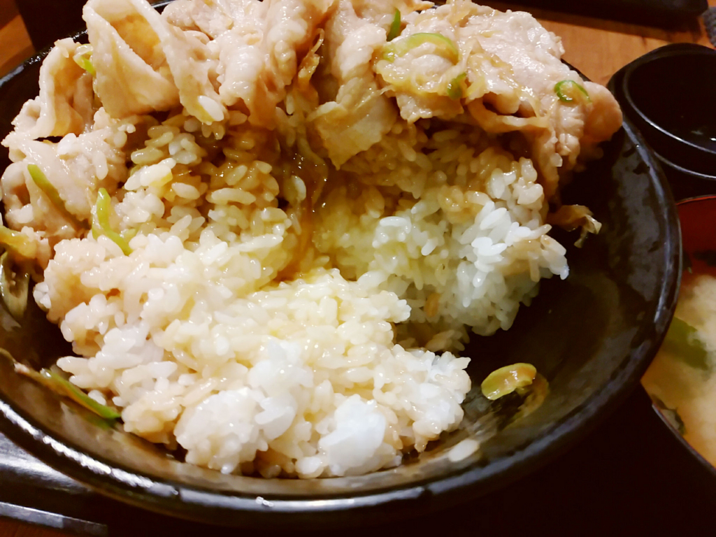 伝説のすた丼屋で飯増しの注意点・・・！