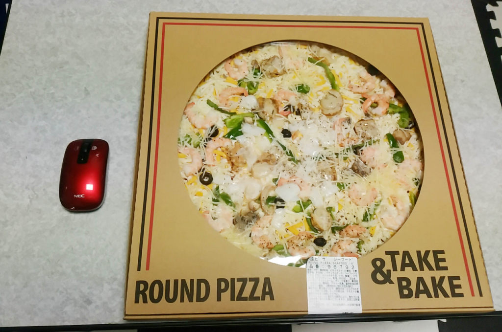 コストコ惣菜コーナーのシーフードピザがデカ美味い!
