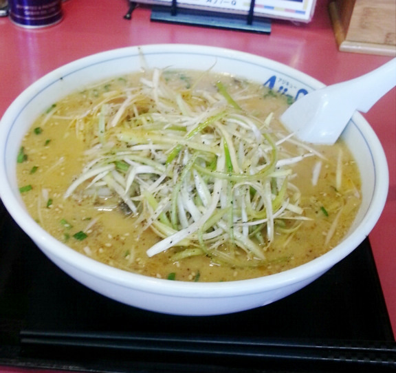 アジQのネギ味噌ラーメン。コチラも人気ですよね。