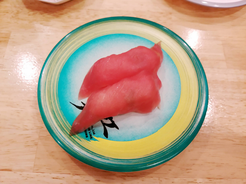 すし江戸 安くて美味しい秋田市の人気回転寿司 １皿１００円 全マシニキは今日も全マシ