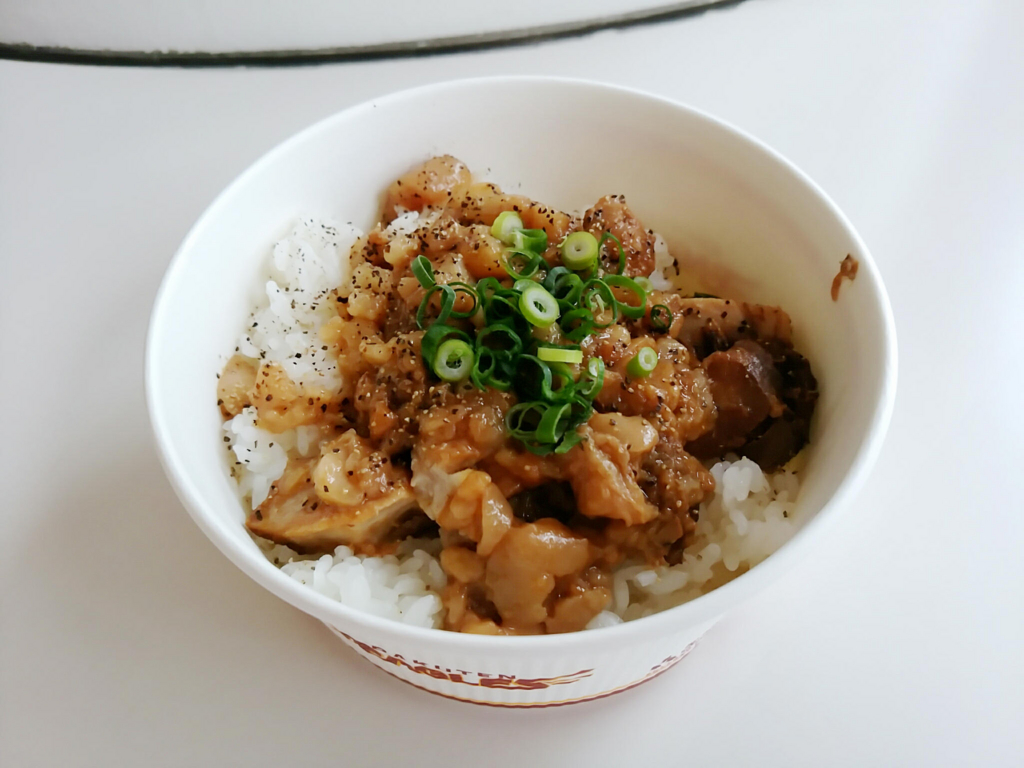 楽天球場ラーメンビリーのチャーシューアブラメシが最高！