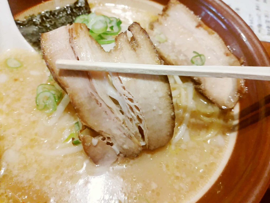 秋田市山王「ラーメン仕事人」、チャーシューも激ウマ。