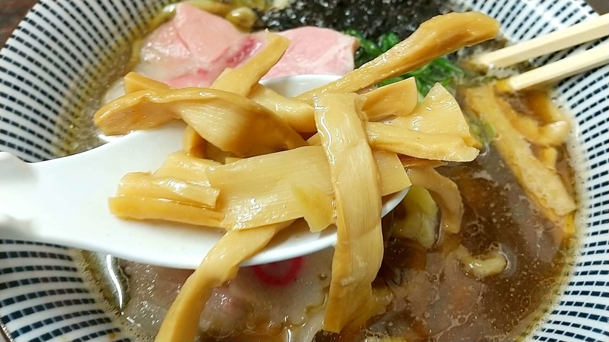 秋田市「ラゥメン大地」のメンマ。ゴリゴリ食感でボリュームたっぷり！