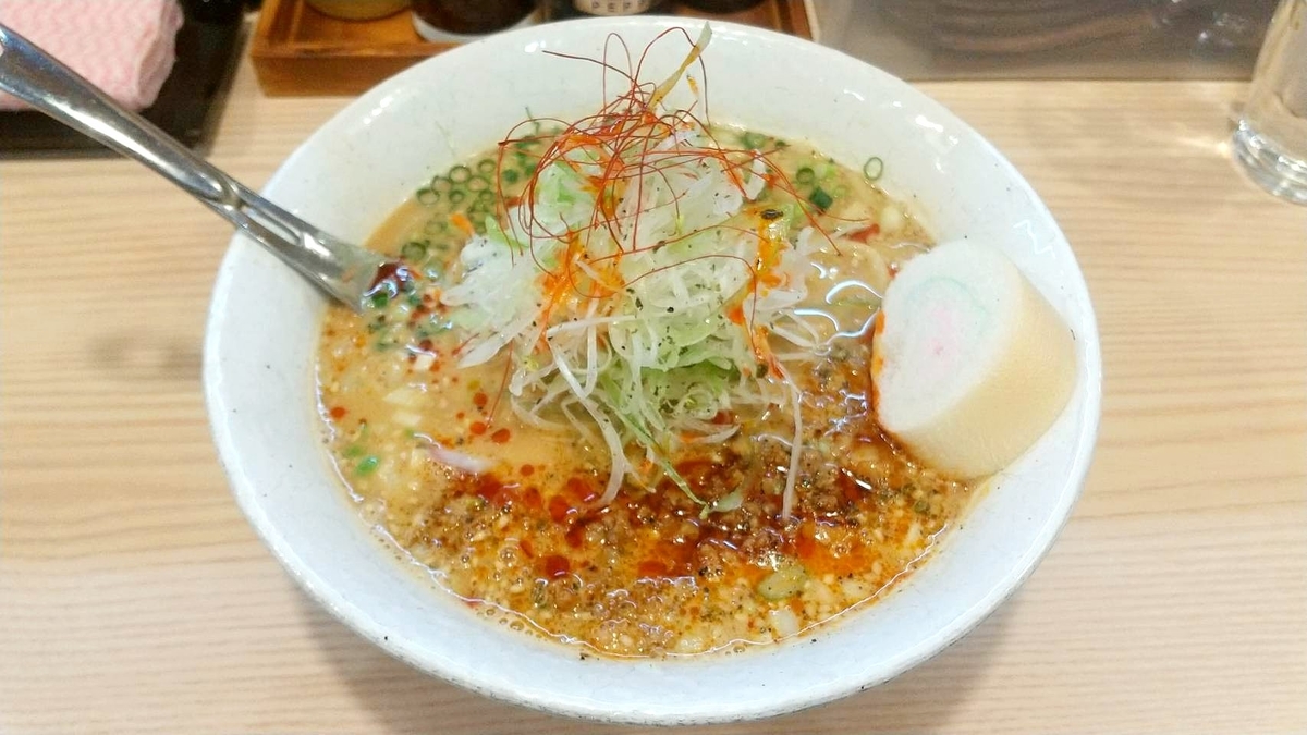 秋田市人気ラーメン「とんぼ庵」のゴマ辛麺。濃厚な担々麺です！