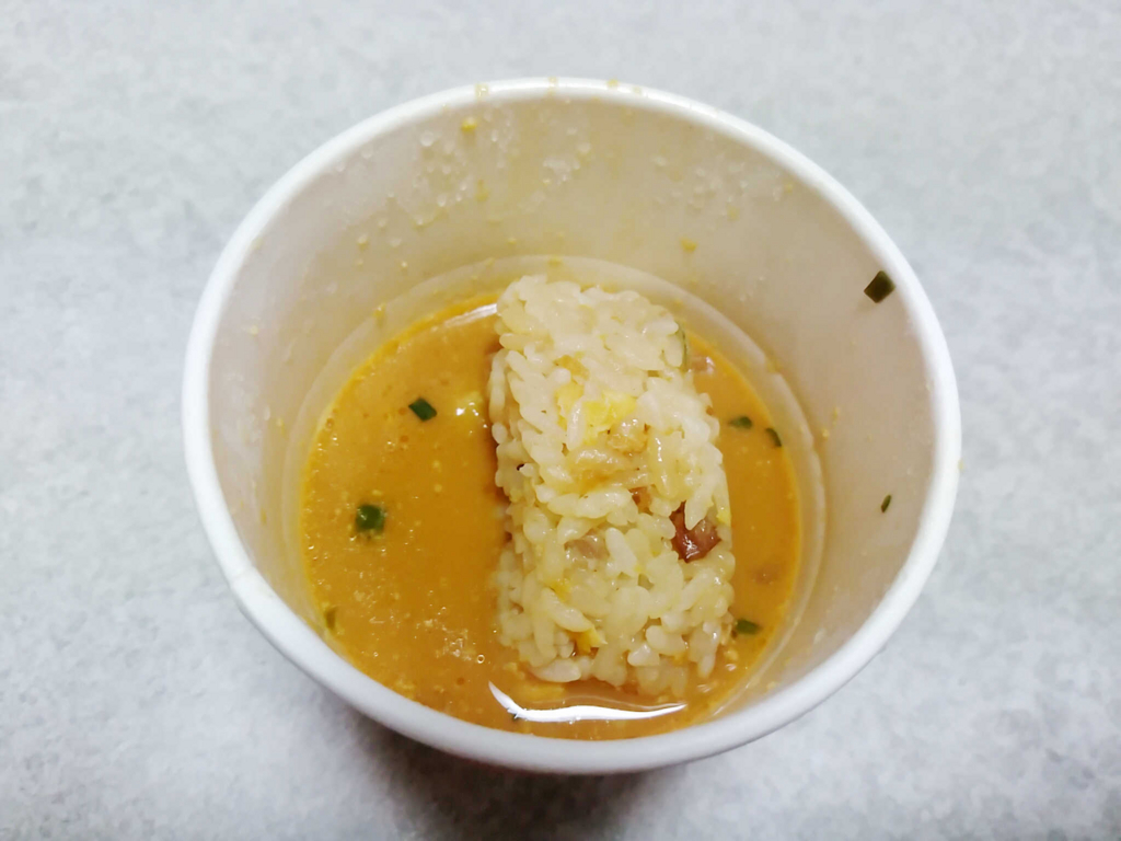 セブンの「すみれワンタンスープ」の最強にオススメなアレンジ方法！