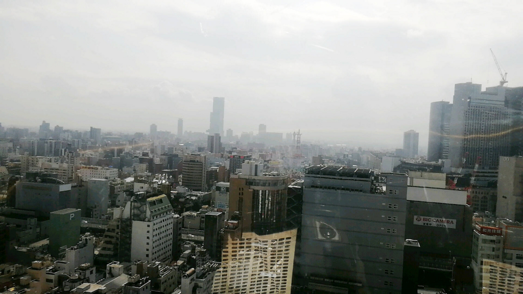 大阪道頓堀ドン・キホーテの観覧車。頂上付近の眺め、なかなか良いです！