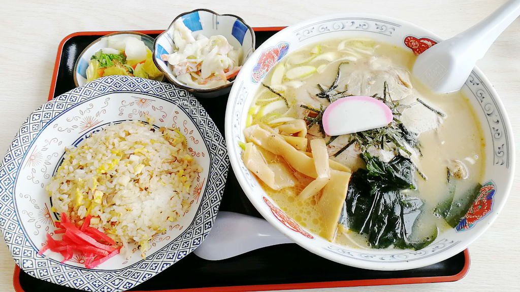 ラーメンショップ１０５、ラーメン＆チャーハンセットがイチオシ！