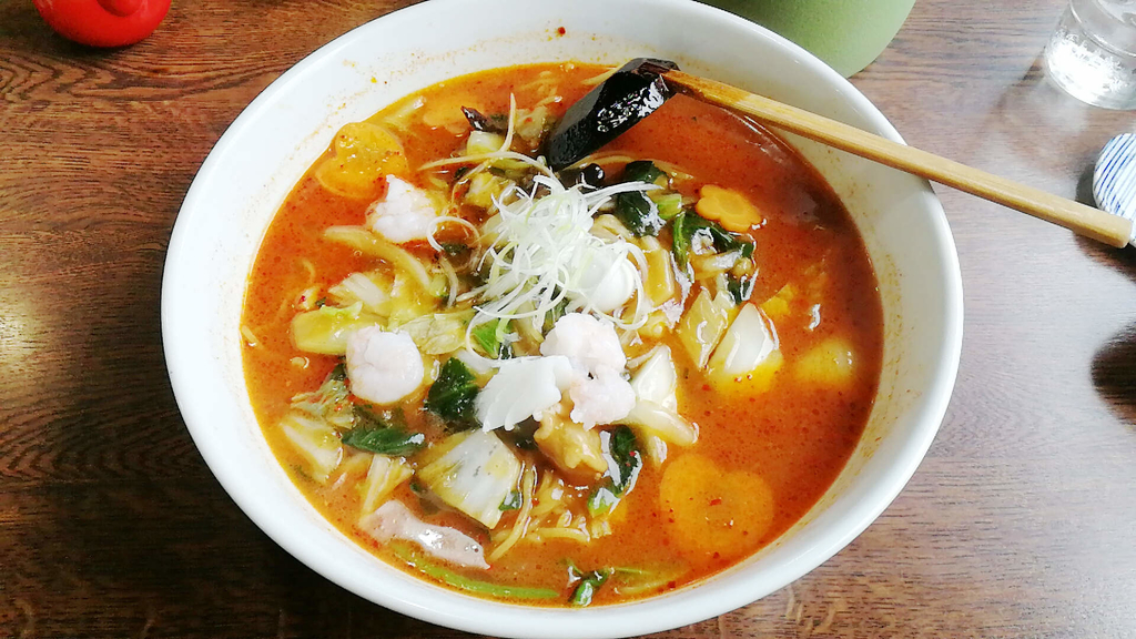 大仙市中仙の「らーめん笑」で激辛味噌ドンパンラーメン。