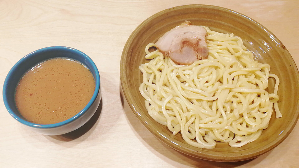 セブンイレブンの冷凍ラーメン各種は冷凍食品のレベルを超えている！