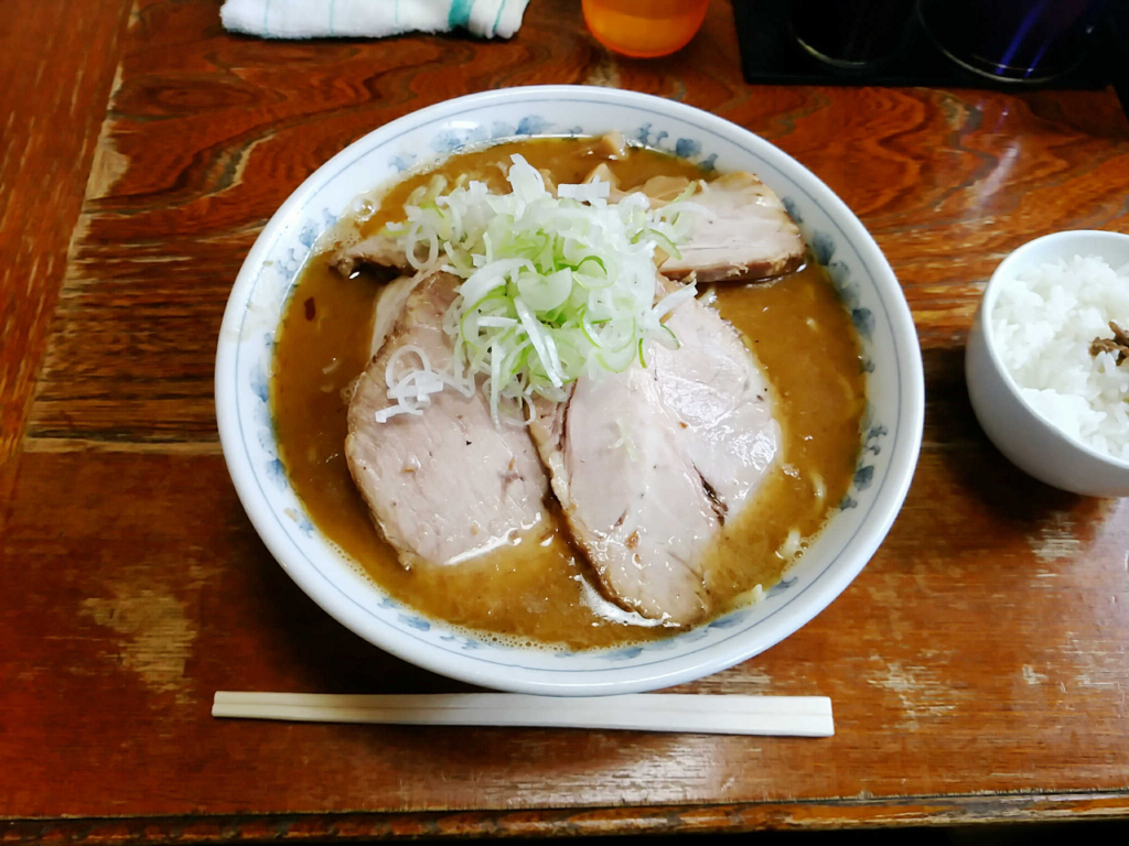 元祖つけ麺「大勝軒」はラーメンもコスパ抜群！味噌ラーメンも美味しい。