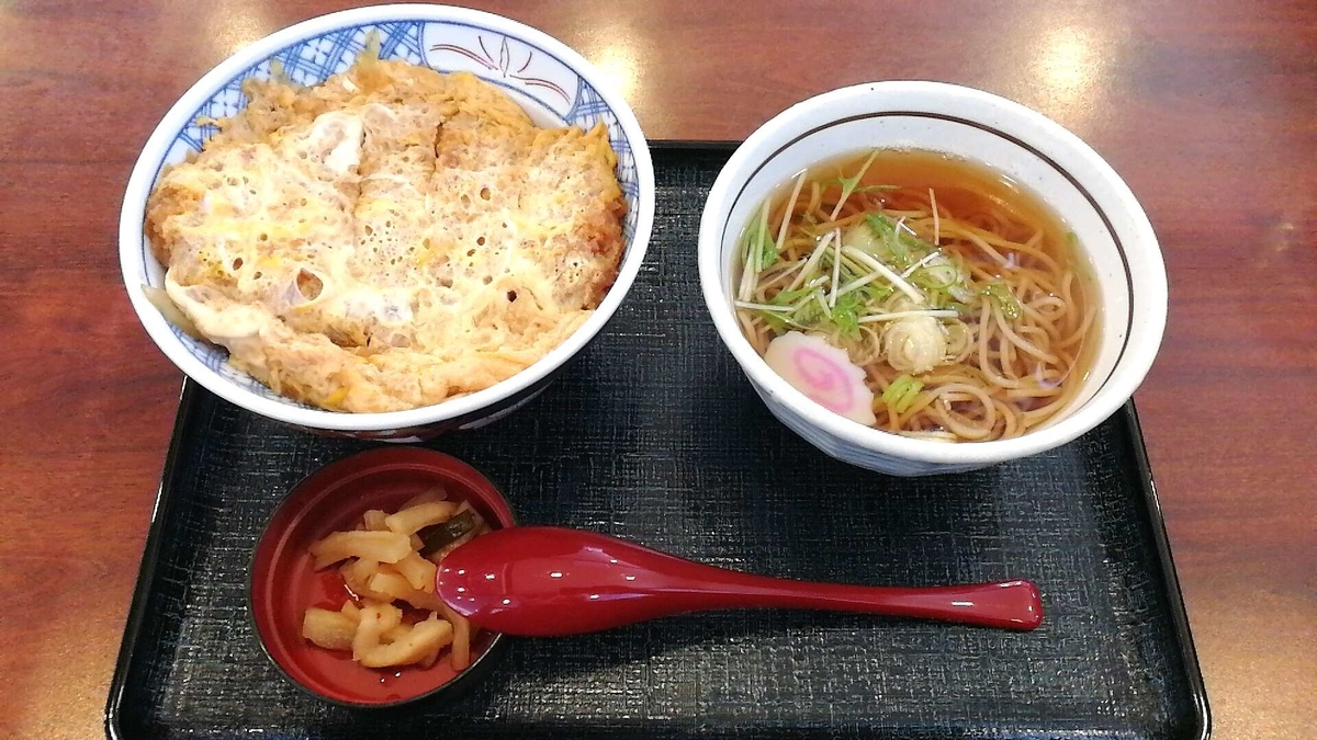 人気の和食ファミレス「まるまつ」でカツ丼ランチ！コスパ良い！