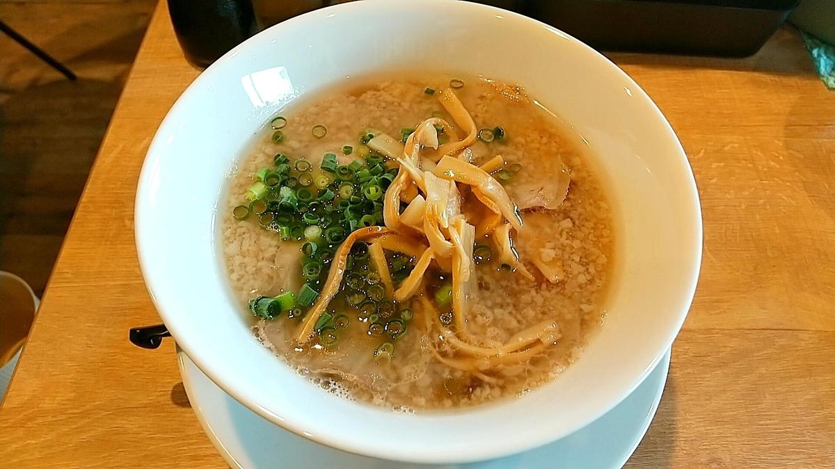 大仙市の麺屋周（まこと）の中華そば！鶏と豚のWスープが旨い！