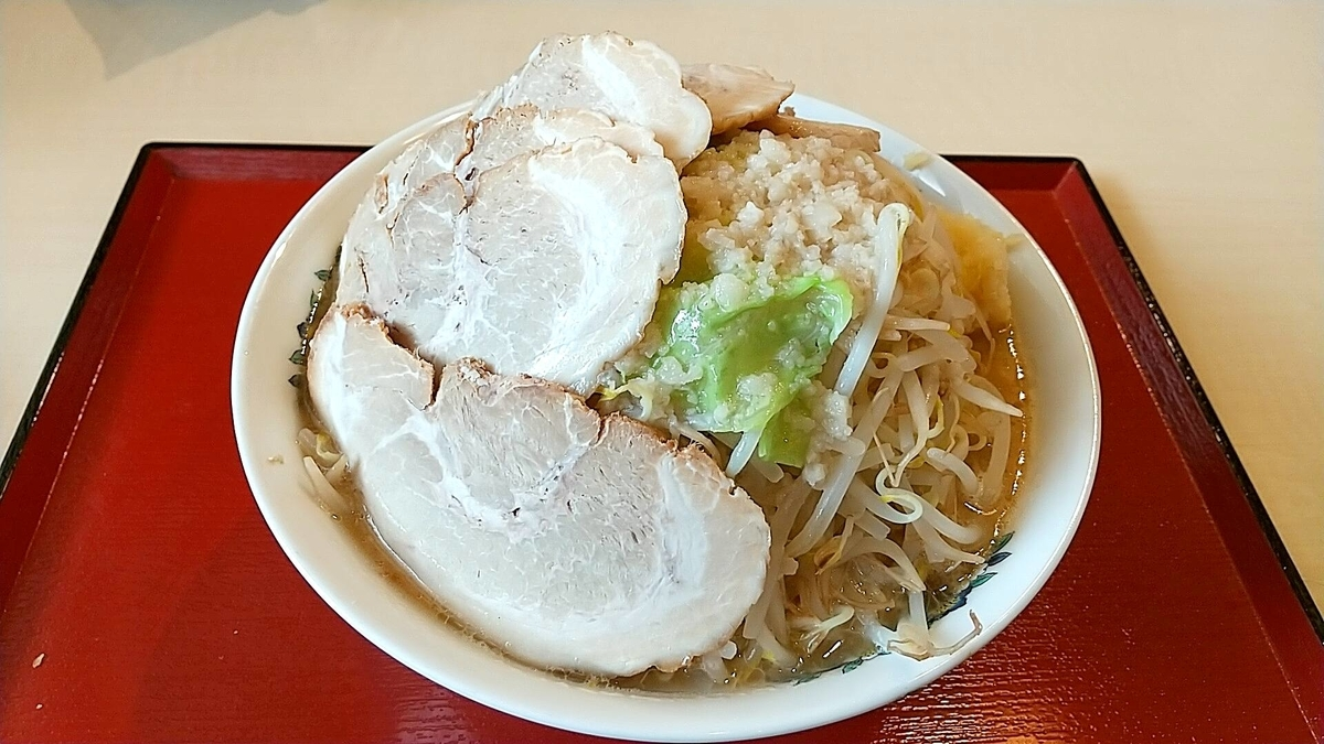 煮干センターと大館竹本の二郎系ラーメンの違いは？比較してみた！