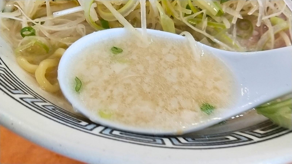 秋田屈指の背脂ラーメン「らーめん仁喜」はリニューアル後も美味しい！