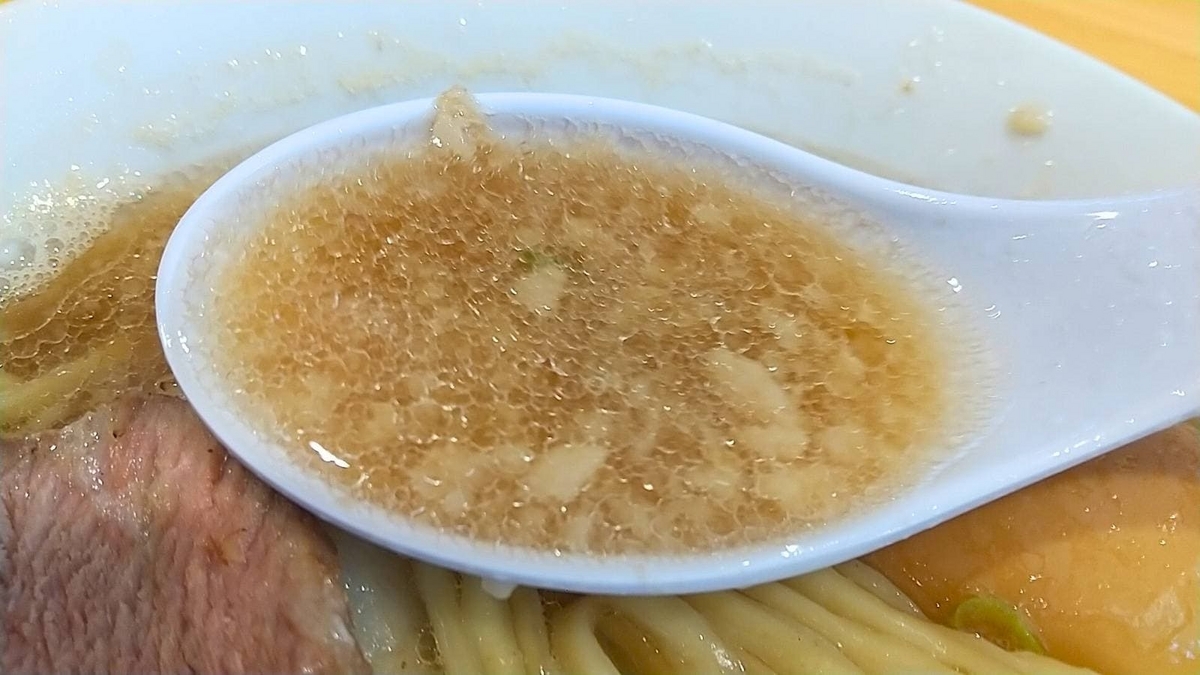 らーめん結喜。喜多方ラーメンをベースにしつつも強烈なスープ!