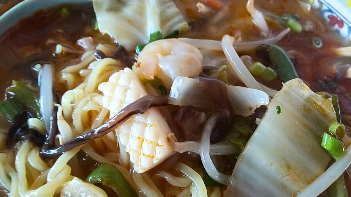 秋田のオススメ酸辣湯麺。魚介酸辣は斬新!