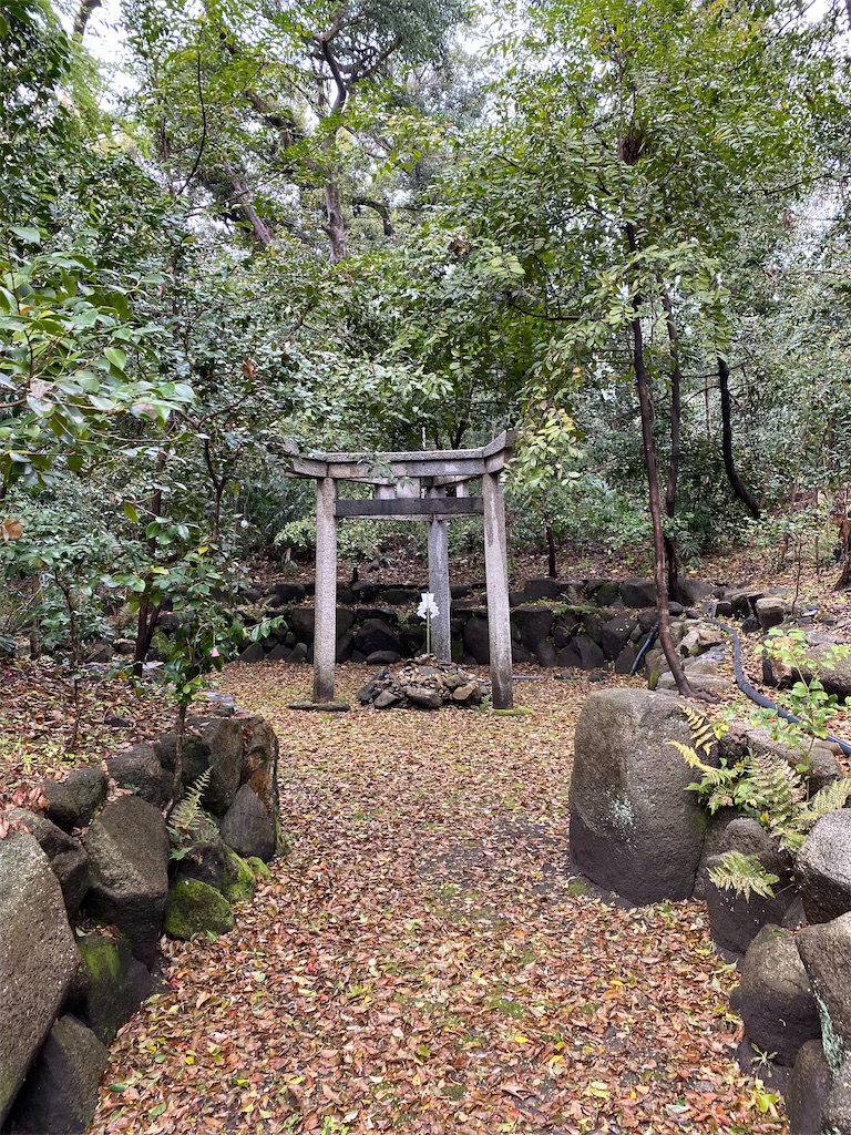 木嶋神社の三柱鳥居