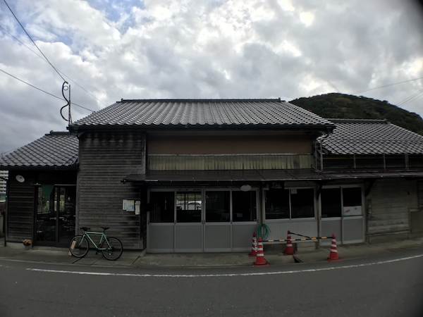 f:id:almater2014:20181111090336j:plain