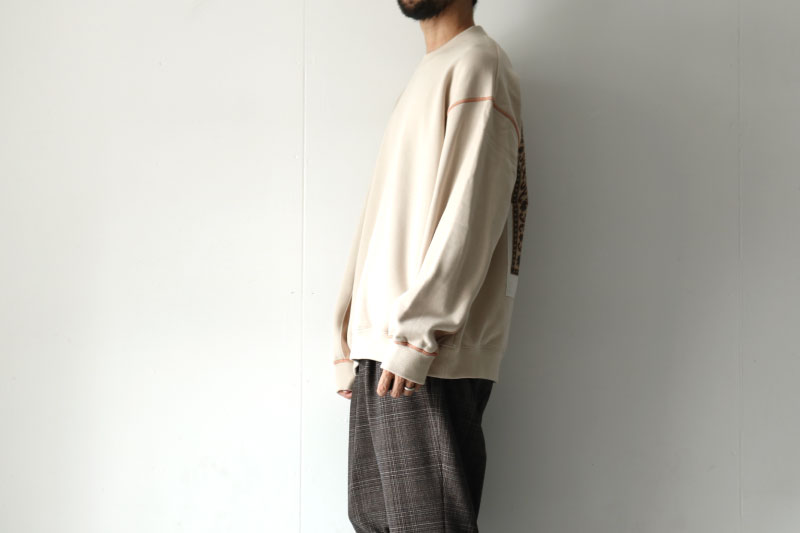 TWISTED RAG CREWNECK SWEATSHIRT - TAUPE - - ALuvous