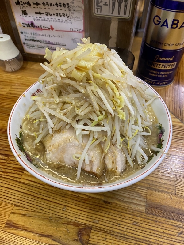 ラーメン、斜め上から